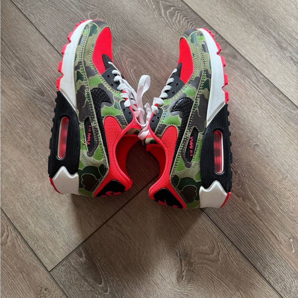 Like New 2020 Nike Air Max 90 Retro “Reverse Duck Camo” Sneakers — 6.5